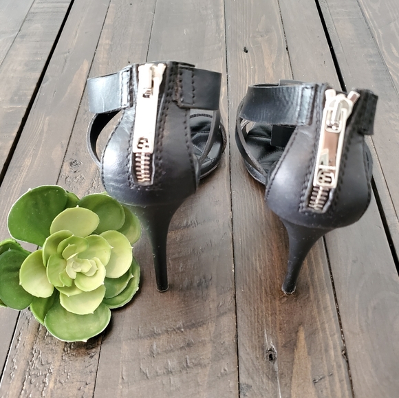 BURBERRY Black T Strap Stilettos - Picture 4 of 8